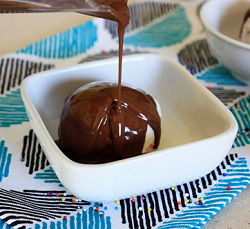 Thumbnail image for Nutella Magic Shell Ice Cream Topping