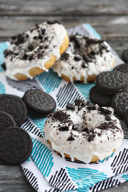 4 Ingredient Cookies & Cream Doughnuts by notyourmommascookie.com