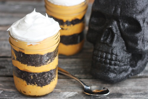 Cookies & Cream Halloween Trifles by notyourmommascookie.com
